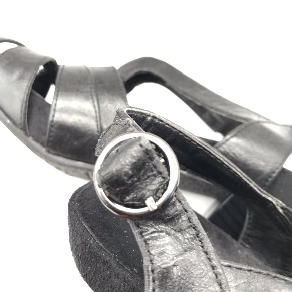 Aerosoles Black Strappy Heeled Sandals in Size 8 - Picture 9 of 12